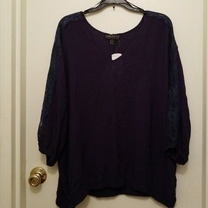 Forever 21 lace 3/4 sleeve  top